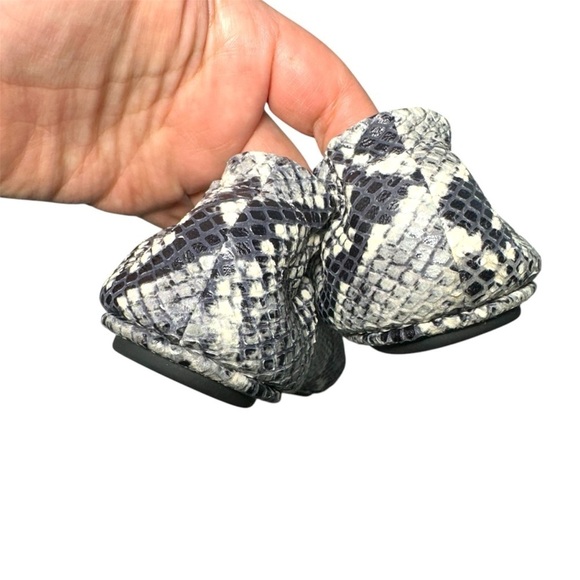 Tory Burch Tri Color Python Embossed Leather Minnie Flats Size 8.5 Animal Print - Picture 9 of 16